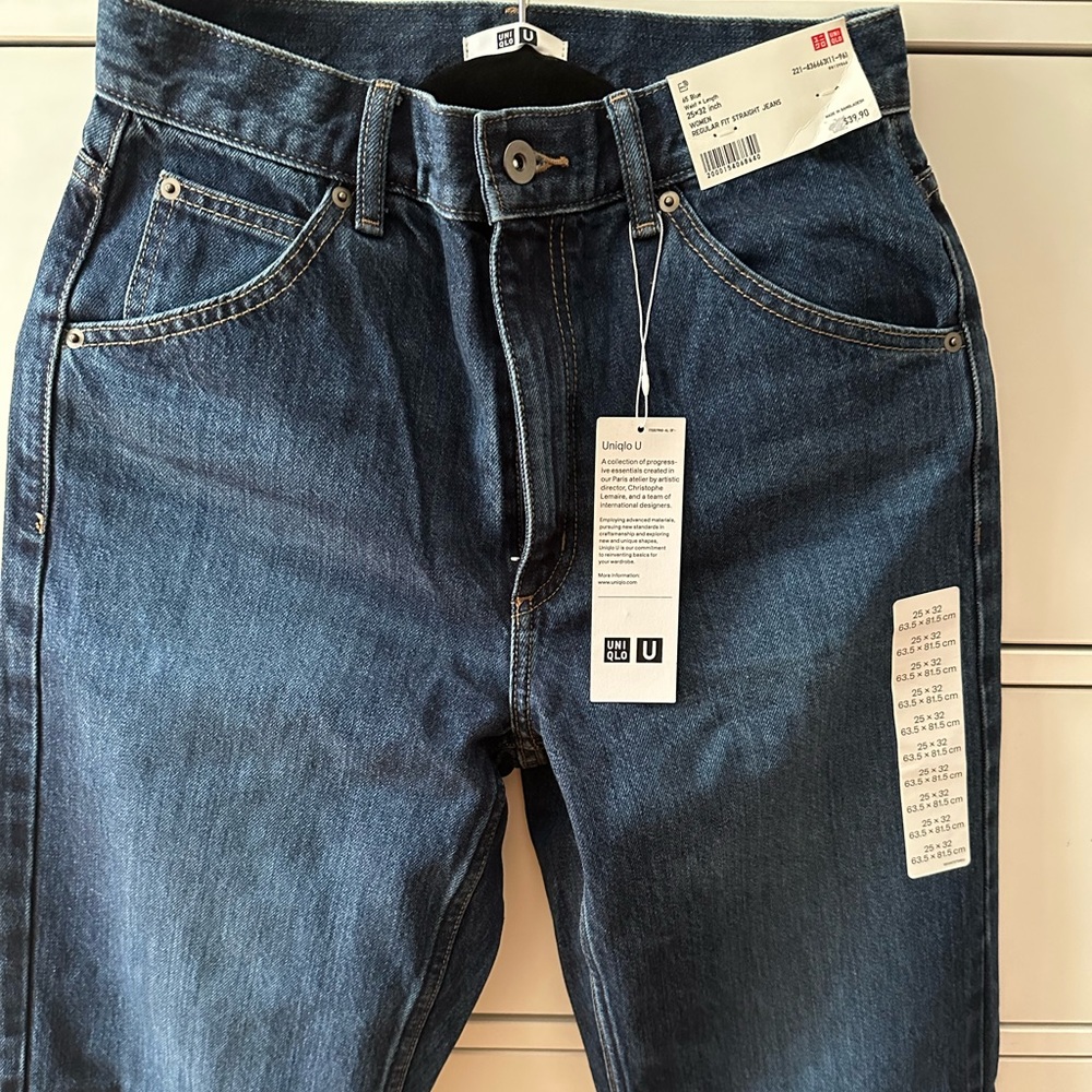 UNIQLO JEANS- WOMENS